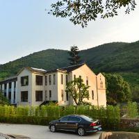 苏州太湖西山国家森林公园缥缈峰景区检票口出口附近三星级酒店