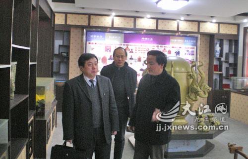 九江三中教师赴南昌一中,樟树中学考察