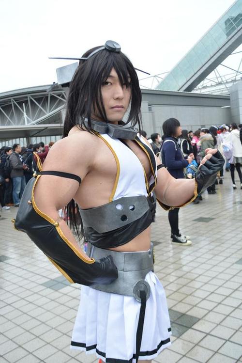 为什么男的cosplay动漫的男性角色出来的效果都像个女