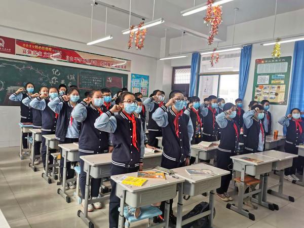 开学啦!郑州市金水区艺术小学喜迎学子"回家"!