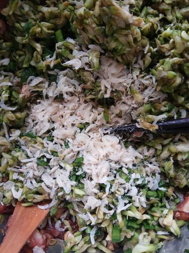 地瓜面槐花包子