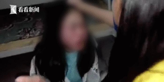 视频| 江西一女中学生在寝室被被狂扇耳光至流血 怀疑