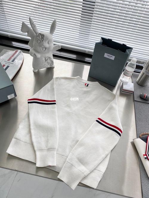 thombrowne双袖标开衫_开衫_汤丽柏琦怎么样_保暖_羊毛_羊绒衫_thom