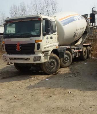 【济宁】2012年8月 福田欧曼雷萨上装前四后八混凝土搅拌车 白色 手动