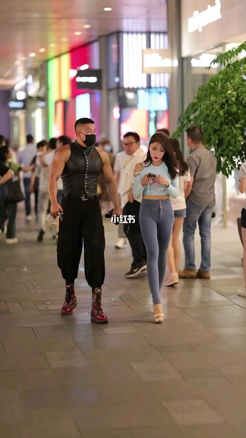 大哥没文化大哥也不喜欢说话,但是大哥,爱你