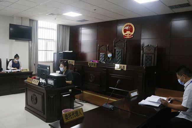 6月29日上午9时许,路北法院公开开庭审理了一起机动车交通事故责任