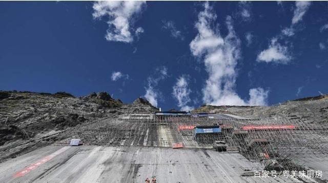 两河口后期待牙根水电站