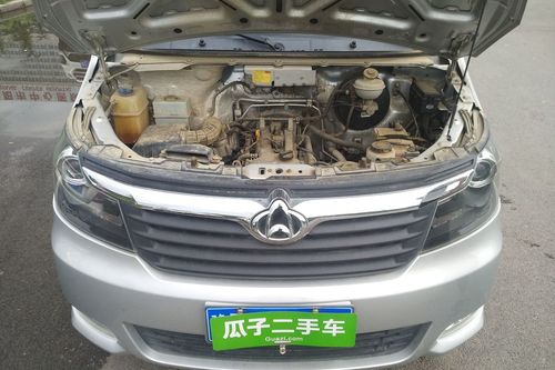 长安商用 睿行m70 2017款 1.5l舒适型6座对开门dam15dl