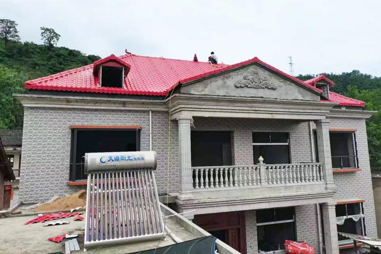 农村盖房用树脂瓦好么?与彩钢瓦相比哪个好?