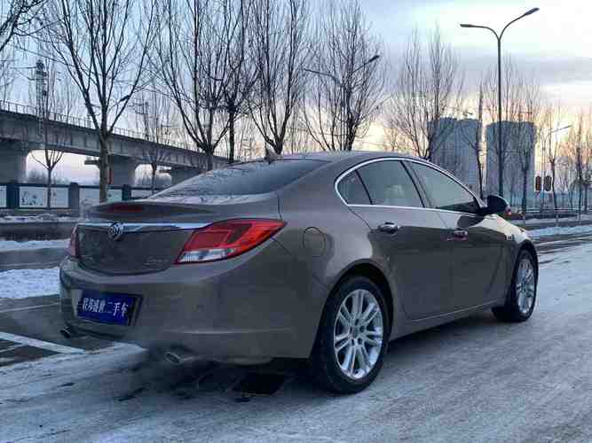 2013年10月别克 君威  2012款 2.4l sidi旗舰版