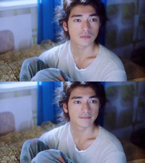 金城武27岁在电影《薰衣草》演一只带翅膀的天使?是不