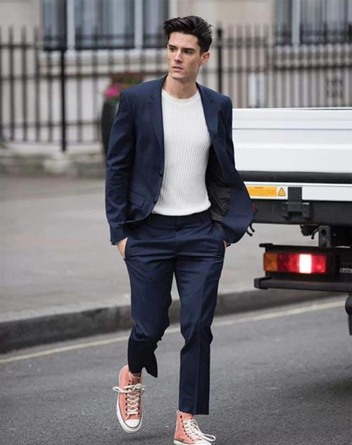 匡威帆布鞋这样搭配,就是这条街最靓的崽,这才是你不