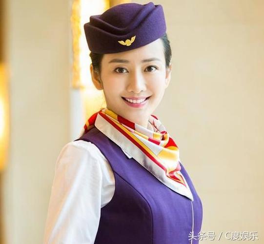 娱乐美女空姐制服装,郑爽杨幂唐嫣,哪一个能让你心动不已