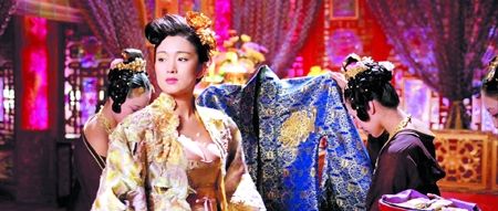 四电影争"申奥"独木桥 《黄金甲》三面埋伏