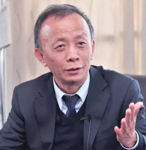 朱孟依从包工头到华南五虎之首如今拿出超200亿来救恒大