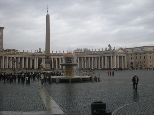 圣彼得大教堂广场