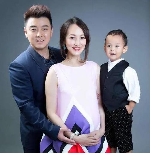 王皓妻子晒照她嫁给王皓7年了依旧是国乒媳妇中最漂亮的一个