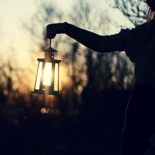 夜晚路灯唯美伤感意境