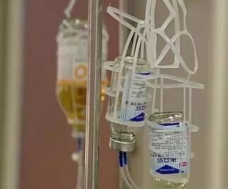 所以,一有小病就打吊瓶