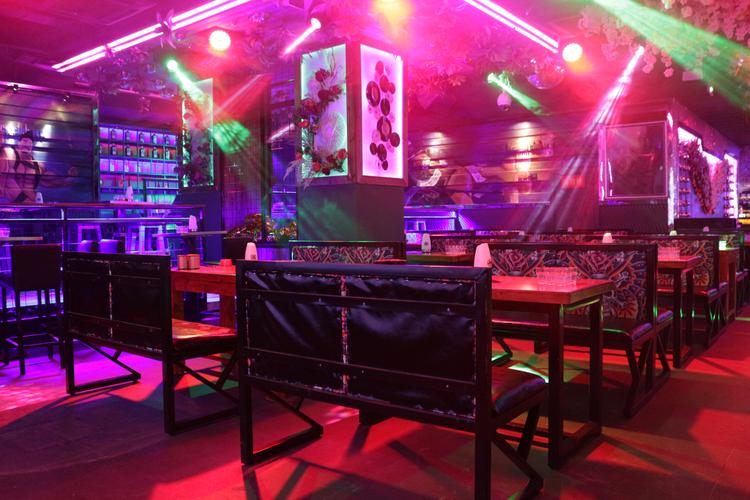 重庆gay吧推荐 gay吧创始者 天堂酒吧