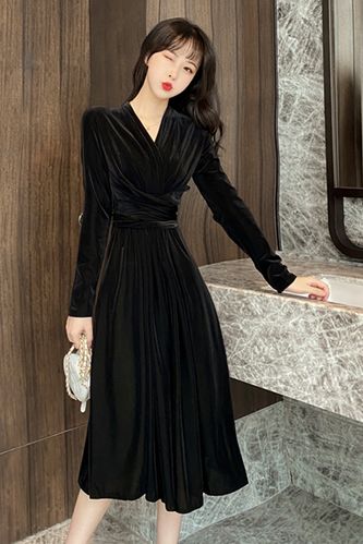 秋冬新款港味系带丝绒连衣裙大码中长款v领打底裙