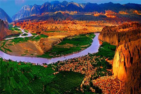 景泰黄河石林风景旅游区