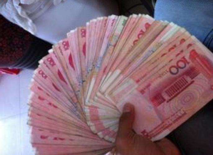 两万块开什么店比较好:我总共才有2万元,想开个小店,但不知道做什么好