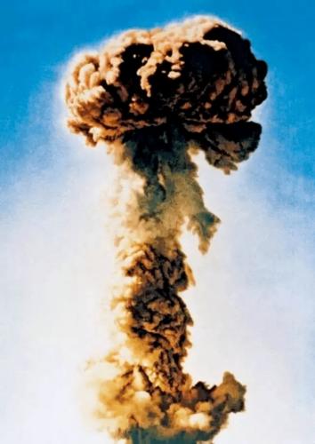 中国第一颗原子弹爆炸