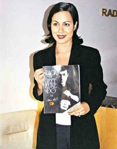 李小龙的女儿李香凝(资料图)《李小龙传》的作者马修·波利说,这位