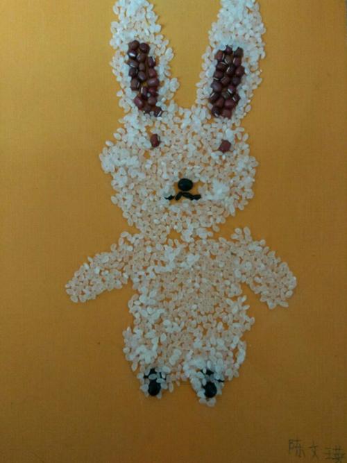 乐艺美工坊暑期优秀作品――《种子拼贴画》 第六天