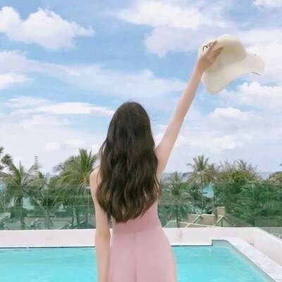 微信头像女小清新背影 高清好看的美女背影图片唯美清新