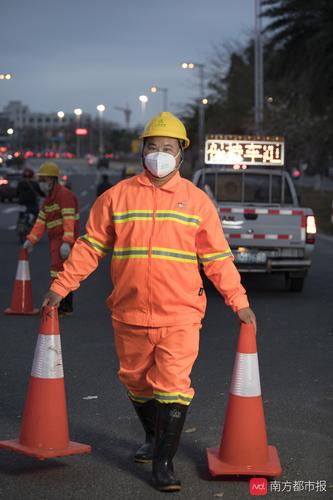 组图:新冠肺炎疫情下的各行各业,向劳动者致敬!