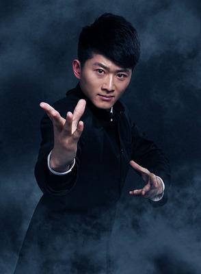 《谢文东第五季》是根据哪部小说翻拍的?