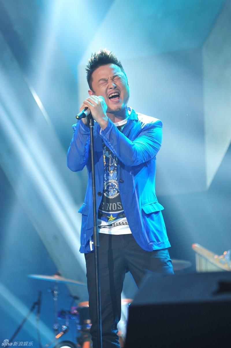 最强音逆袭赛第三场 艾怡良曾一鸣争出线