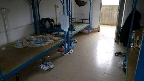 富士康师级宿舍是什么样员级宿舍又如何富士康小伙带你去看