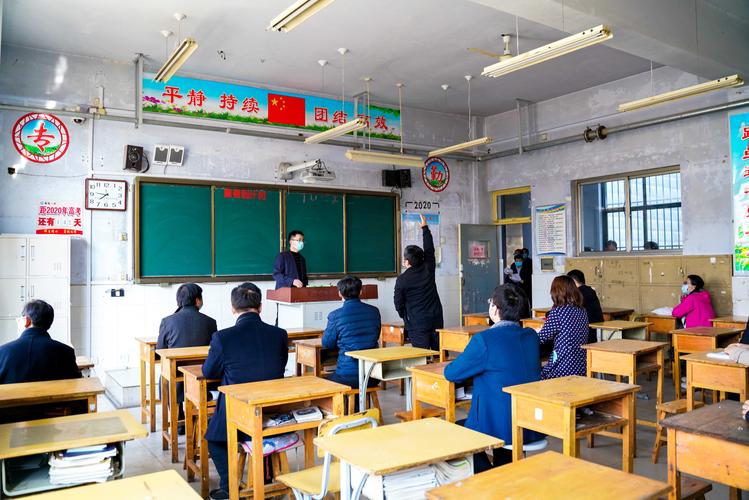 莱芜一中举行开学全流程实战演练