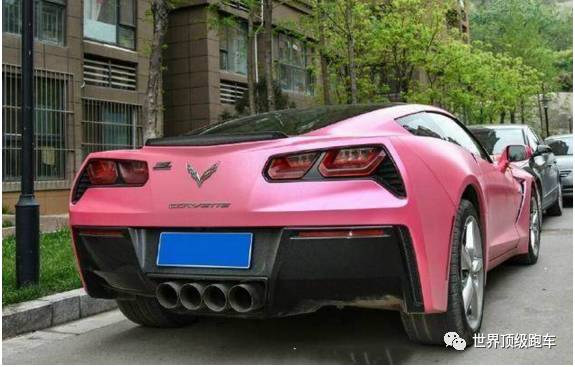 偶遇五菱牌跑车朋友说这很便宜但不输兰博基尼huracan