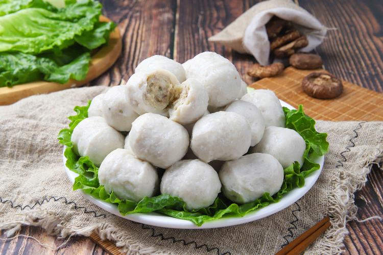 潮汕美食分享|包心鱼丸这样做鲜嫩弹牙,比外卖还好吃!