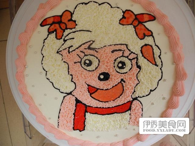 美羊羊蛋糕昨天是邻居家的女儿的生日,小朋友特地跑来叫我帮她做一个