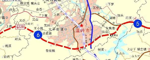 路线向西设置谢峰尖隧道穿越山体后进入温岭城区,于小河头村附近,设南