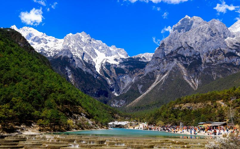 玉龙雪山蓝月谷