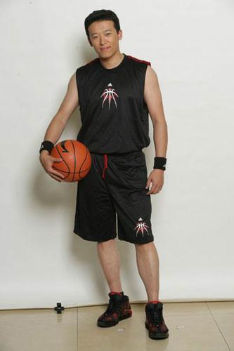 郭昊伦排球女将运动健将造型曝光组图