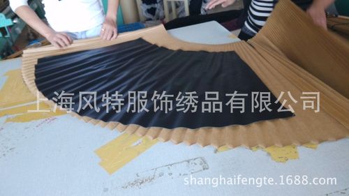 压褶加工 手工压褶 扇形压褶