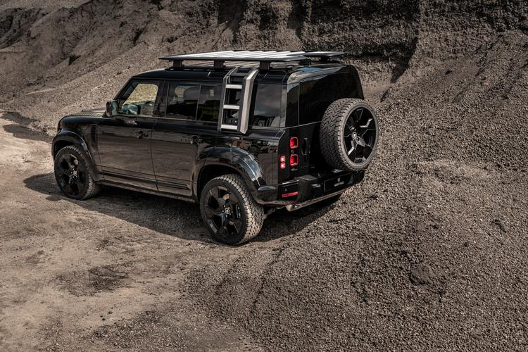 全车定制黑色涂装荷兰改装厂推出路虎卫士套件