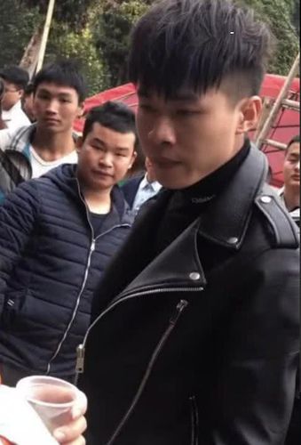 快手许华升遭"村民借钱",许华升做法成亮点,网友看后怒赞!