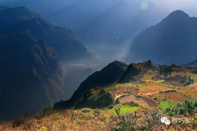 红山乡位于巧家县东北部,背靠美丽的大药山,金沙江与牛栏江在这里交汇