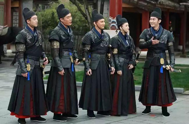 锦衣卫衣服颜色对应的等级