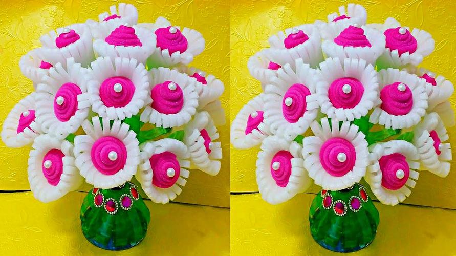 创意手工:教你用泡沫和塑料瓶diy美丽的摆花装饰