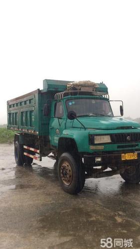 东风柳汽 龙卡开山王中卡 220马力 4x2 5米自卸车(lz3070gam)