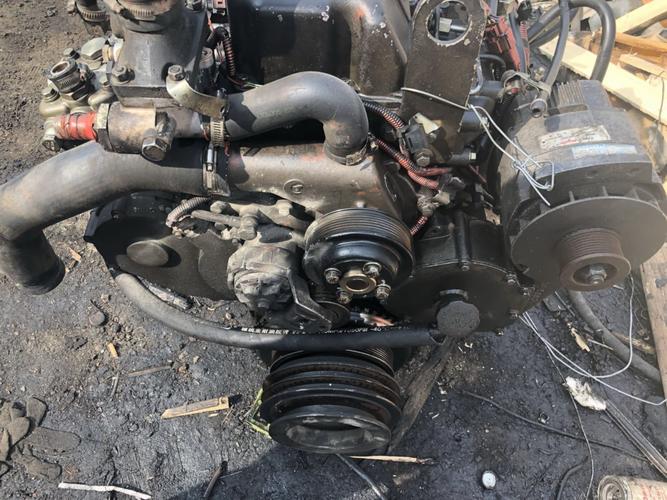 玉柴yc6a260-33客车240.210.6l280.330.350.375马力发动机总成